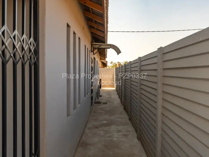 5 Bedroom House for Sale in Norton, Norton