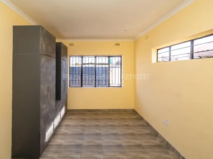 5 Bedroom House for Sale in Norton, Norton