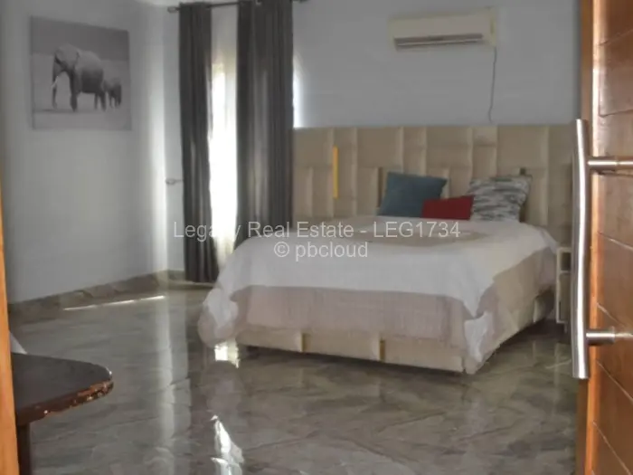 6 Bedroom House for Sale in Philadelphia, Harare