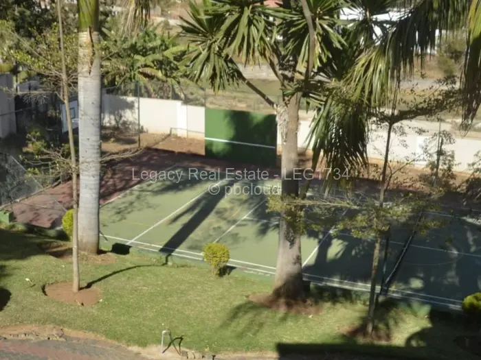 6 Bedroom House for Sale in Philadelphia, Harare