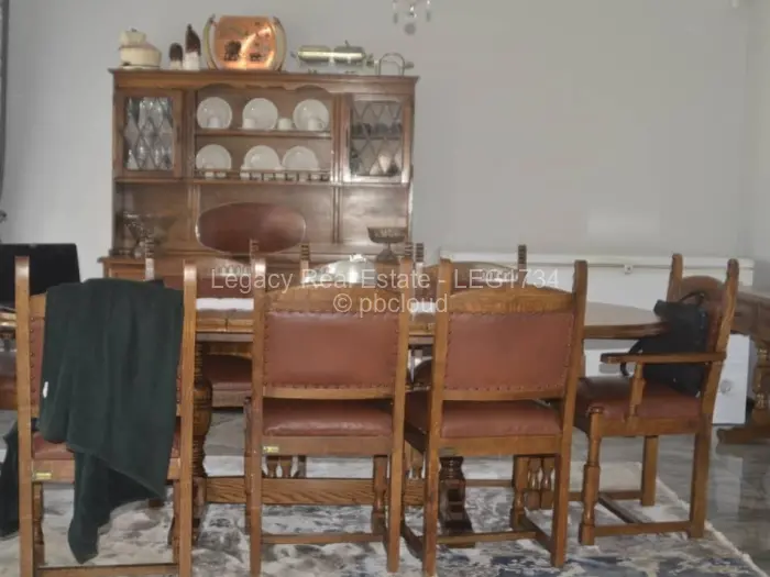 6 Bedroom House for Sale in Philadelphia, Harare