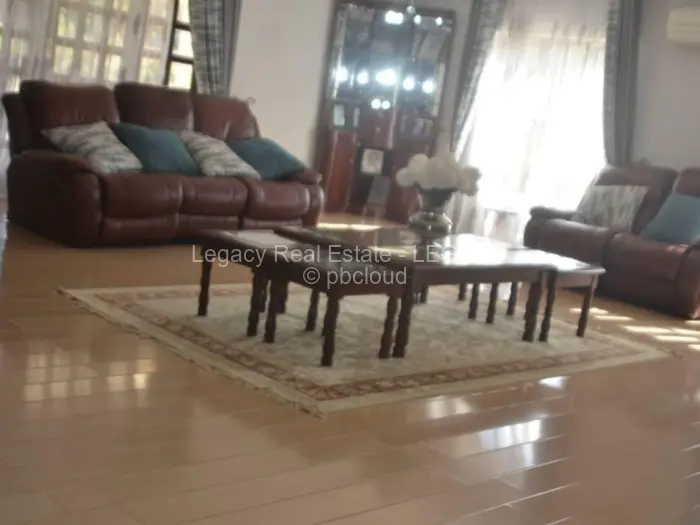 6 Bedroom House for Sale in Philadelphia, Harare