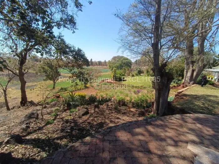 2 Bedroom Cottage/Garden Flat to Rent in Glen Forest