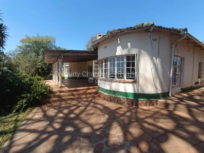 4 Bedroom House to Rent in Glen Forest