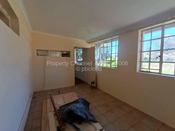 4 Bedroom House to Rent in Glen Forest