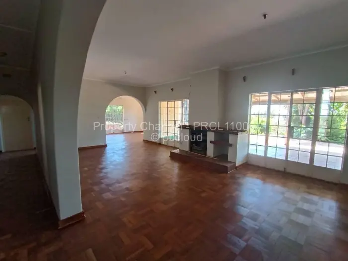 4 Bedroom House to Rent in Glen Forest