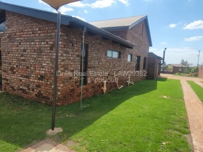 4 Bedroom House for Sale in Gletwin Park, Harare