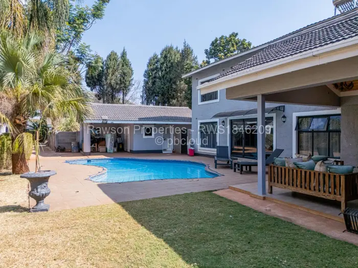 6 Bedroom House for Sale in Mount Pleasant, Harare