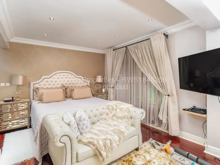 6 Bedroom House for Sale in Mount Pleasant, Harare