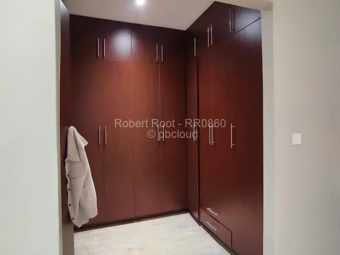 4 Bedroom House to Rent in Sandton Park