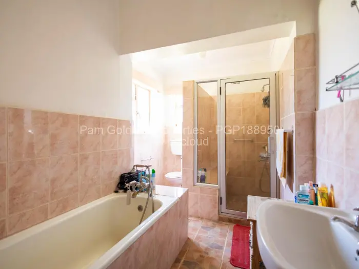 3 Bedroom House for Sale in Alexandra Park, Harare