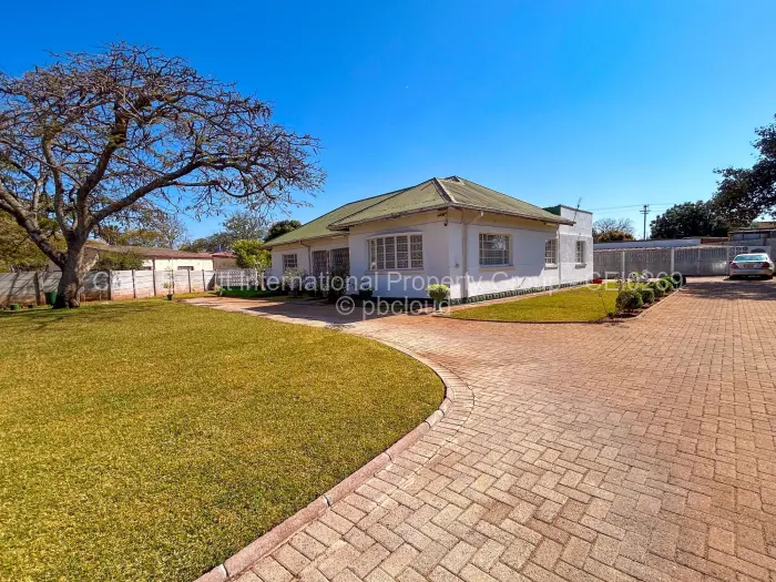 Office to Rent in Famona, Bulawayo