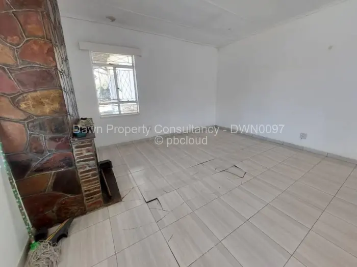 3 Bedroom House for Sale in Burnside, Bulawayo