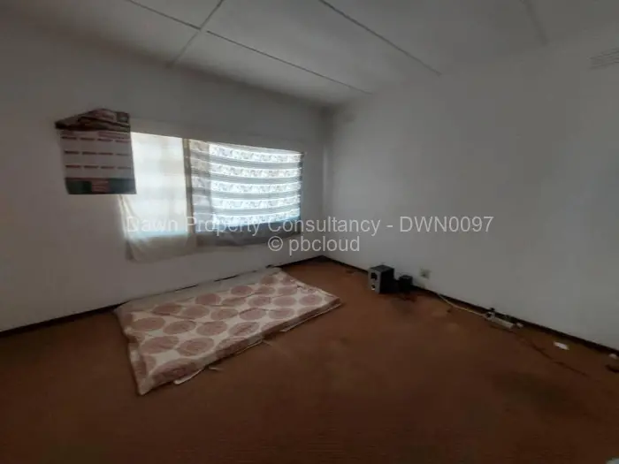 3 Bedroom House for Sale in Burnside, Bulawayo