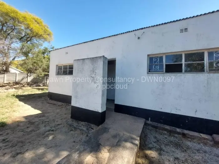 3 Bedroom House for Sale in Burnside, Bulawayo