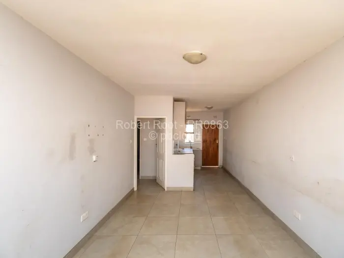 Townhouse/Cluster for Sale in Bluff Hill, Harare