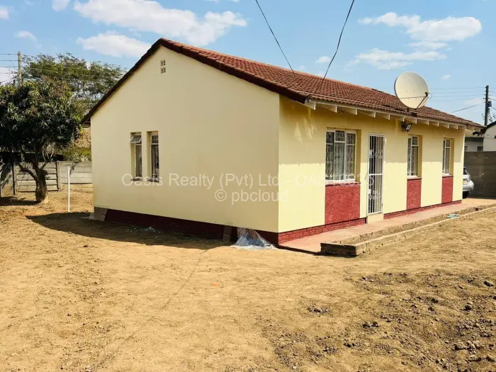 3 Bedroom House to Rent in Houghton Park