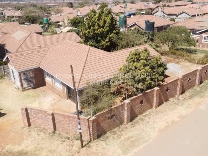 House for Sale in Glaudina, Harare