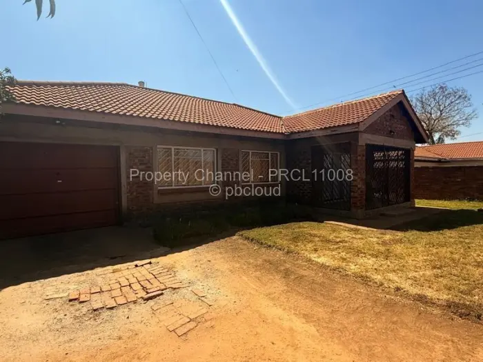 House for Sale in Glaudina, Harare