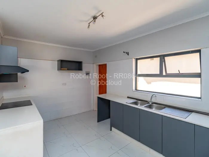 Townhouse/Cluster for Sale in Bluff Hill, Harare