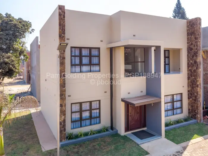 Townhouse/Complex/Cluster to Rent in Mount Pleasant