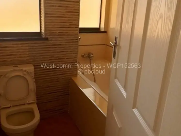 Townhouse/Complex/Cluster to Rent in Borrowdale