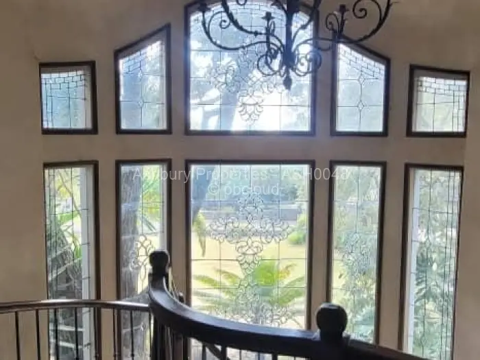 6 Bedroom House for Sale in Glen Lorne, Harare