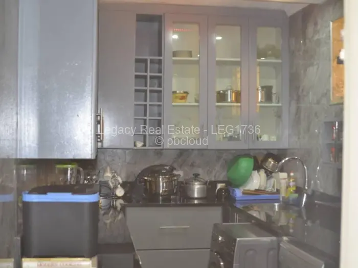 Flat/Apartment to Rent in Avenues