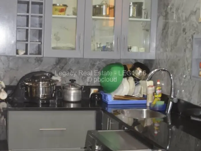 Flat/Apartment to Rent in Avenues