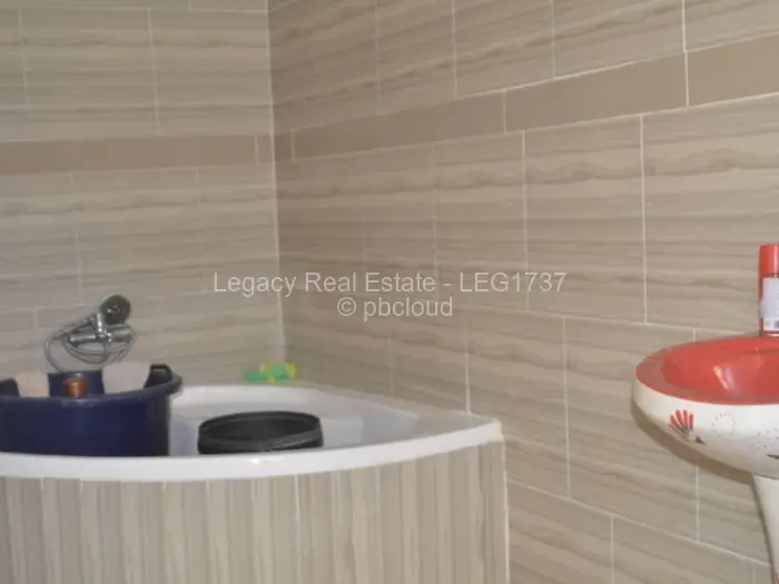 5 Bedroom House for Sale in Mount Pleasant Heights, Harare