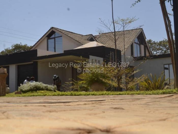 5 Bedroom House for Sale in Mount Pleasant Heights, Harare