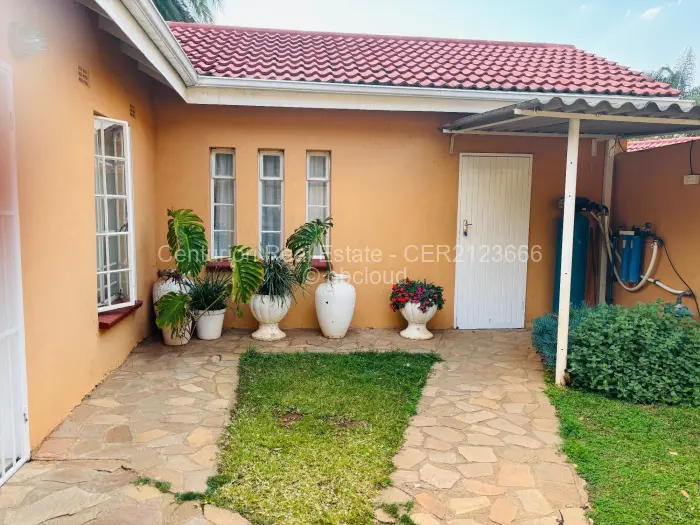 1 Bedroom Cottage/Garden Flat to Rent in Glen Lorne