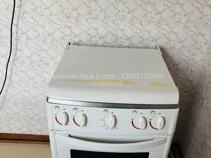 1 Bedroom Cottage/Garden Flat to Rent in Glen Lorne