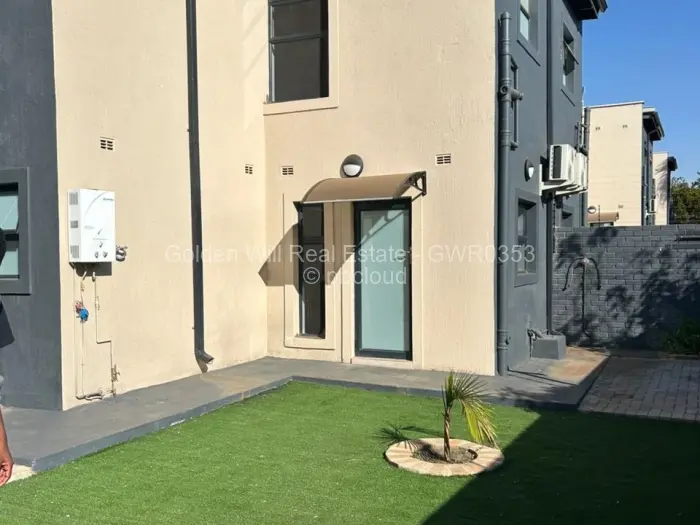 Townhouse/Complex/Cluster to Rent in Mount Pleasant