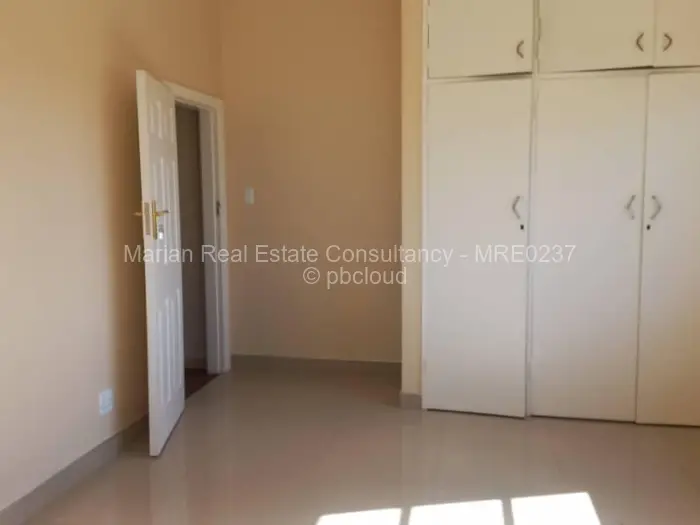 4 Bedroom House for Sale in Hillside Byo, Bulawayo