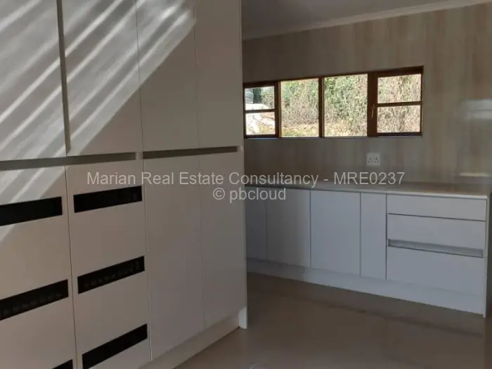 4 Bedroom House for Sale in Hillside Byo, Bulawayo