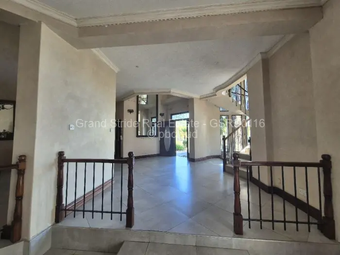 6 Bedroom House for Sale in Glen Lorne, Harare
