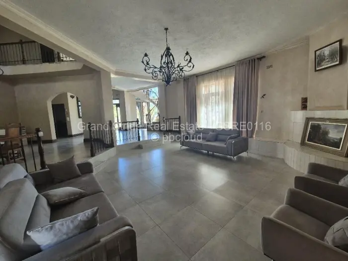 6 Bedroom House for Sale in Glen Lorne, Harare