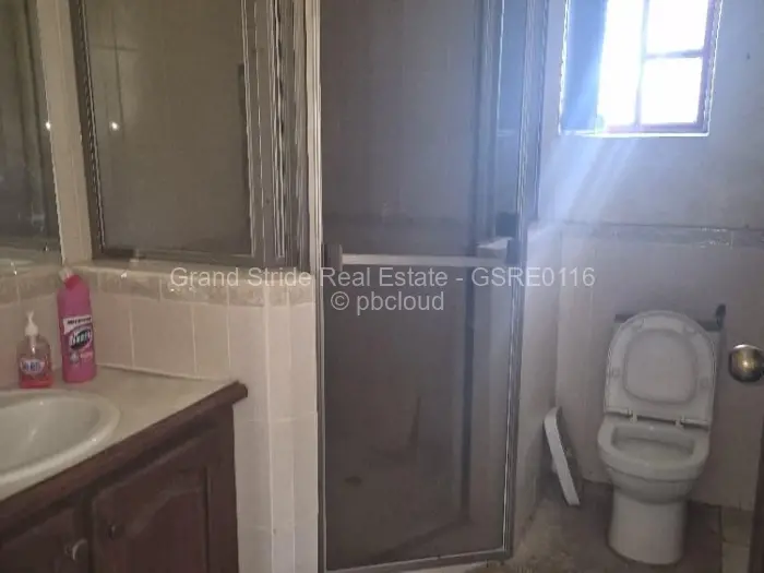 6 Bedroom House for Sale in Glen Lorne, Harare