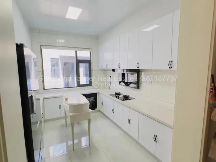 Townhouse/Complex/Cluster for Sale in Vainona, Harare