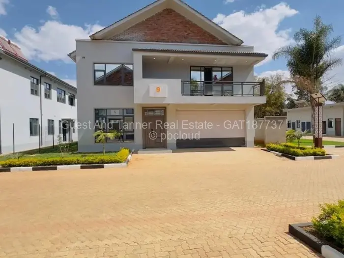 Townhouse/Complex/Cluster for Sale in Vainona, Harare
