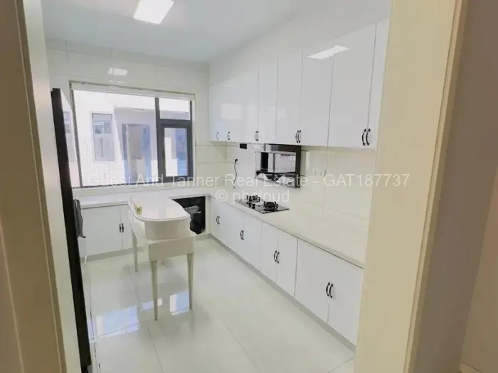 Townhouse/Complex/Cluster for Sale in Vainona, Harare