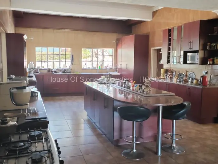 5 Bedroom House for Sale in Glen Lorne, Harare