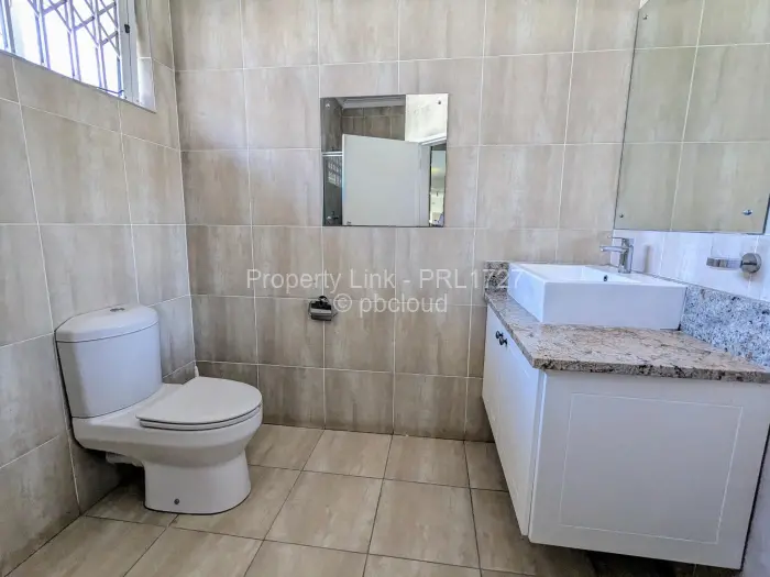 5 Bedroom House to Rent in Alexandra Park