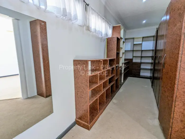 5 Bedroom House to Rent in Alexandra Park