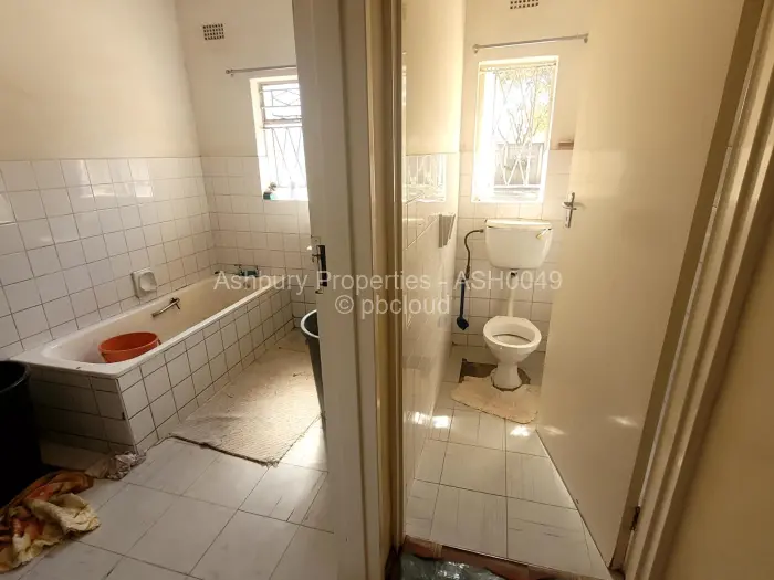 4 Bedroom House for Sale in Waterfalls, Harare