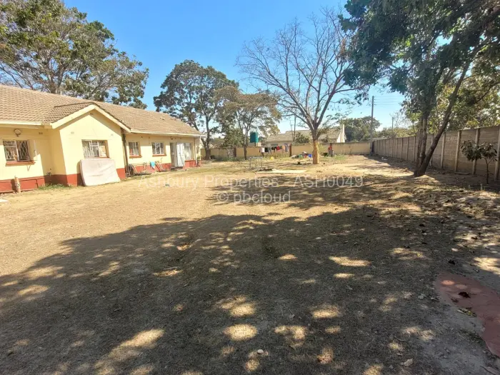 4 Bedroom House for Sale in Waterfalls, Harare