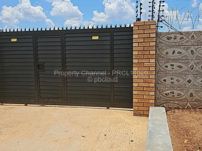 2 Bedroom House for Sale in Beatrice, Beatrice