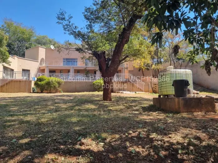 6 Bedroom House for Sale in Glen Lorne, Harare