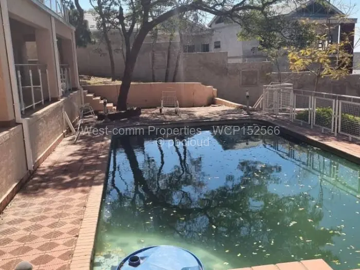 6 Bedroom House for Sale in Glen Lorne, Harare